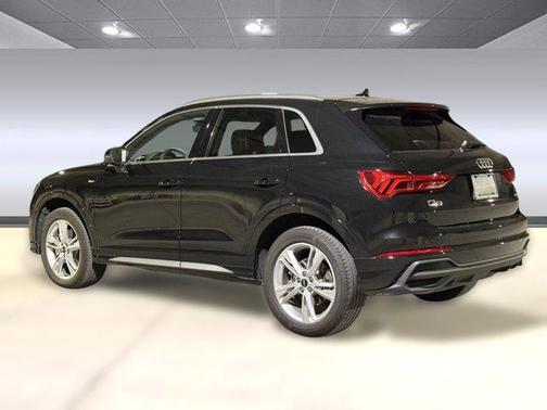 2024 Audi Q3 45 S line Premium Plus