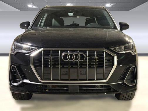 2024 Audi Q3 45 S line Premium Plus