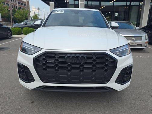 2025 Audi Q5 45 S line Premium