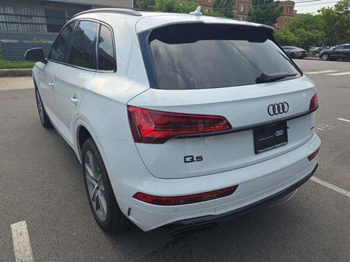 2025 Audi Q5 45 S line Premium