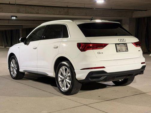 Arkona White 2025 Audi Q3 Premium 45 TFSI S line quattro Tiptronic
