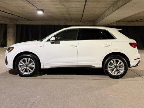 Arkona White 2025 Audi Q3 Premium 45 TFSI S line quattro Tiptronic