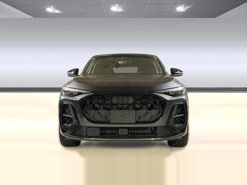 Daytona Gray Pearl Effect 2026 Audi SQ5 3.0T Premium Plus