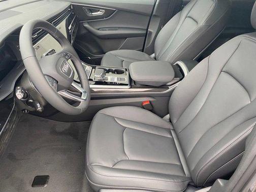 2026 Audi Q7 45 Premium