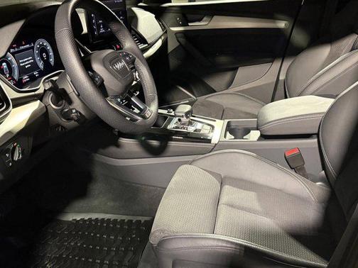 2024 Audi Q5 55 S line Premium Plus