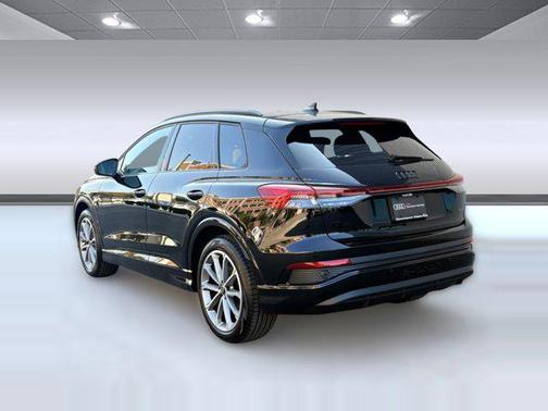 2026 Audi Q4 e-tron Premium 55 quattro