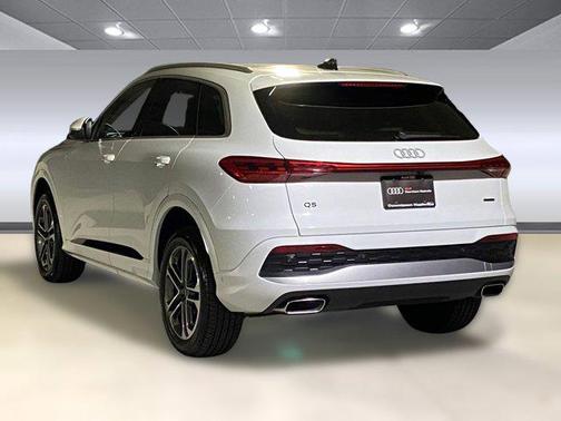 2025 Audi Q5 Premium TFSI quattro S tronic