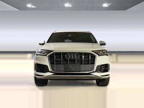 2020 Audi Q7 55 Premium Plus