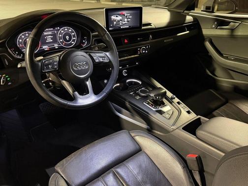 Glacier White Metallic/Black Roof 2018 Audi A5 2.0T Premium Plus