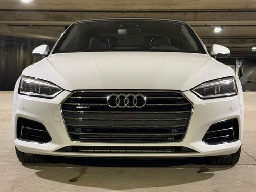 Glacier White Metallic/Black Roof 2018 Audi A5 2.0T Premium Plus