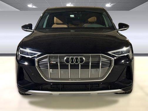 2022 Audi e-tron Sportback S line Premium