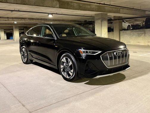 2022 Audi e-tron Sportback S line Premium