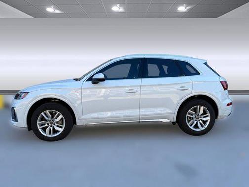 2023 Audi Q5 45 S line Premium