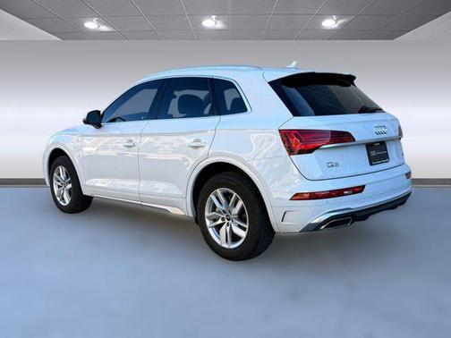 2023 Audi Q5 45 S line Premium