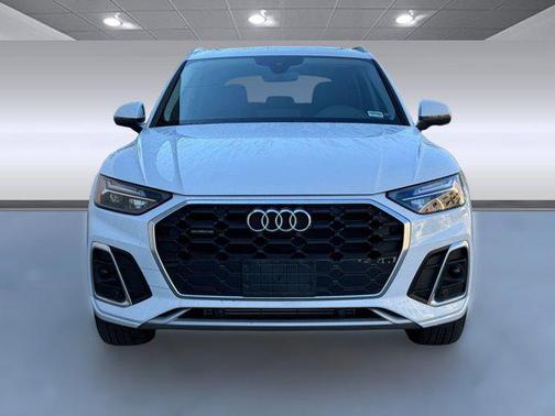 2023 Audi Q5 45 S line Premium