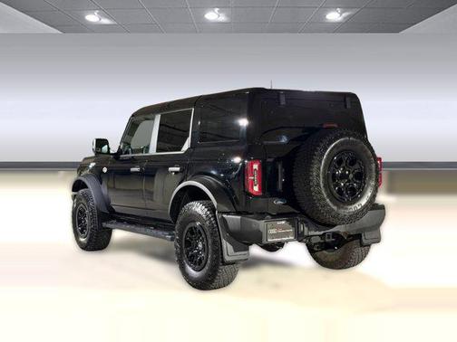 Shadow Black 2024 Ford Bronco Wildtrak