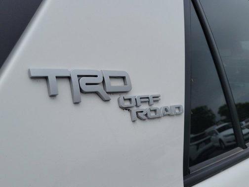 2024 Toyota 4Runner TRD Off Road