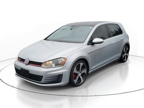 2015 Volkswagen Golf GTI 2.0T SE 4-Door