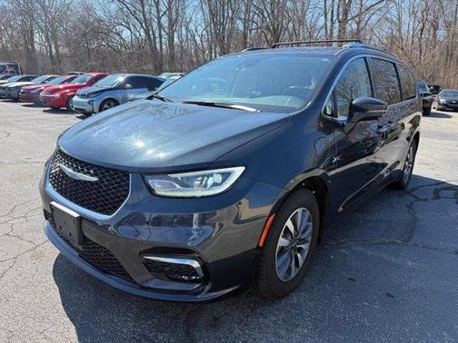 2021 Chrysler Pacifica Hybrid Touring L