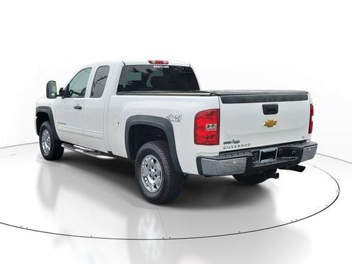 Summit White 2011 Chevrolet Silverado 1500 LT