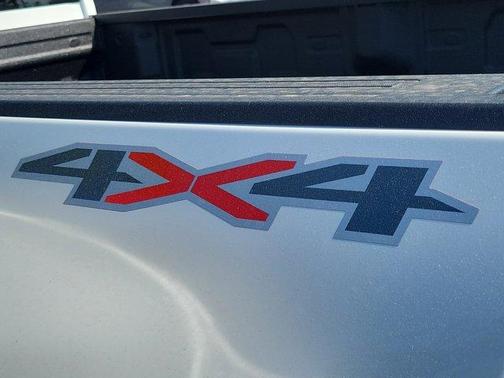 Summit White 2026 Chevrolet Silverado 3500 WT
