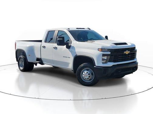 Summit White 2026 Chevrolet Silverado 3500 WT
