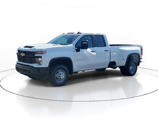 Summit White 2026 Chevrolet Silverado 3500 WT