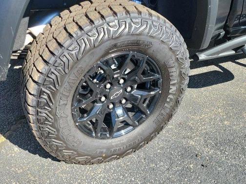 2025 Chevrolet Colorado ZR2