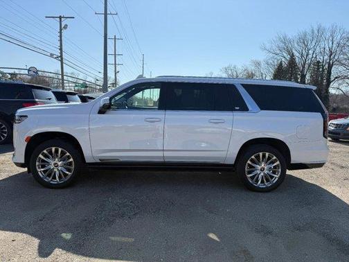 2021 Cadillac Escalade ESV Premium Luxury