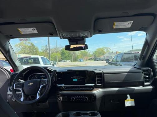 2025 Chevrolet Silverado 3500 LT