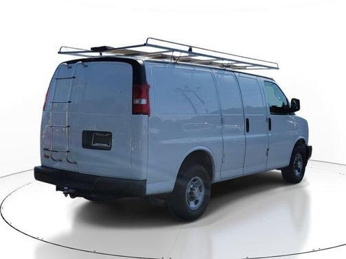 2017 Chevrolet Express 2500 Work Van