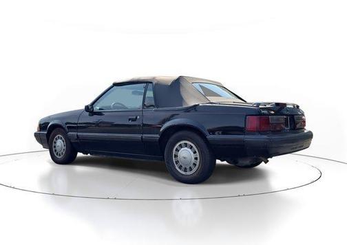 1988 Ford Mustang LX