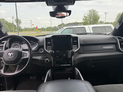 2023 RAM 1500 Big Horn/Lone Star