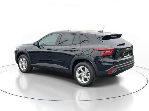 Mosaic Black Metallic 2026 Chevrolet Trax LS