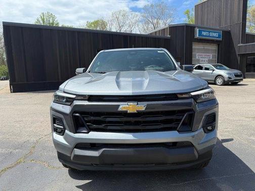 2025 Chevrolet Colorado WT