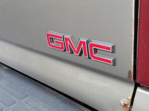 2002 GMC Sierra 1500 SLE HD Crew Cab