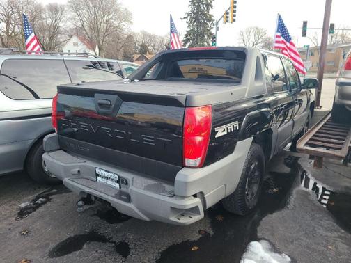 Photo 4 of 8 of 2003 Chevrolet Avalanche 1500