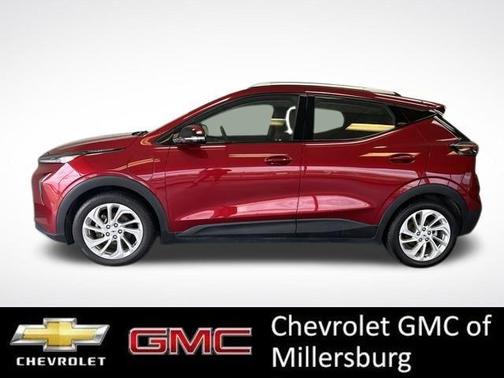 Cherry Red Tintcoat 2022 Chevrolet Bolt EUV LT