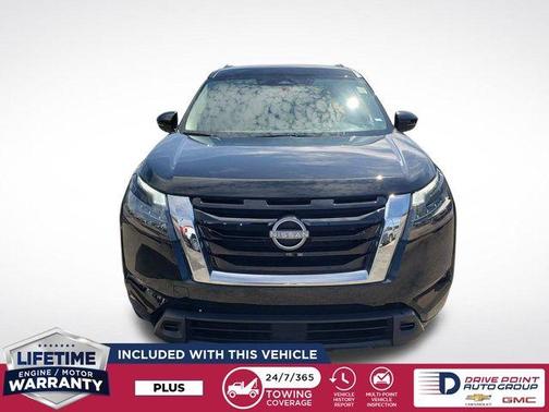 2024 Nissan Pathfinder SV