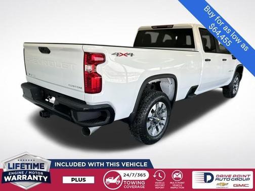 Summit White 2026 Chevrolet Silverado 2500 Custom