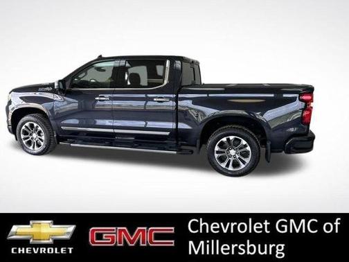 Dark Ash Metallic 2022 Chevrolet Silverado 1500 High Country