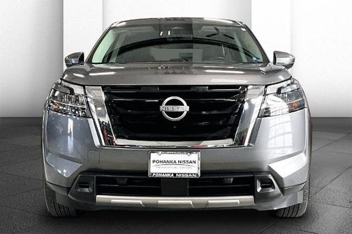 Gun Metallic 2023 Nissan Pathfinder SL