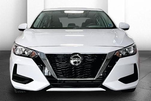 Cloud White 2023 Nissan Sentra SV