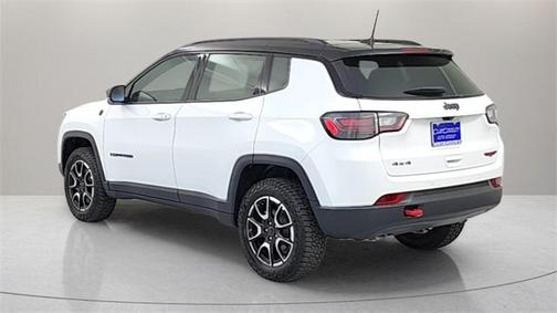 2025 Jeep Compass Trailhawk