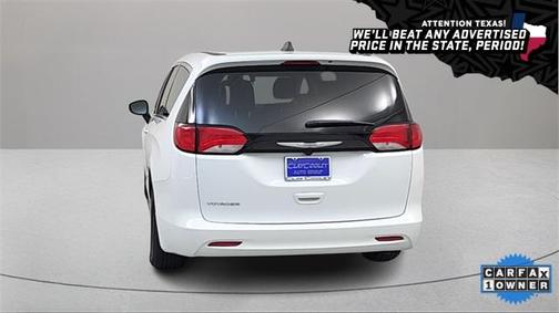 2023 Chrysler Voyager LX