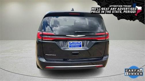 2023 Chrysler Pacifica Touring-L