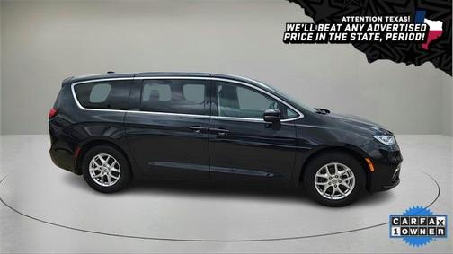 2023 Chrysler Pacifica Touring-L