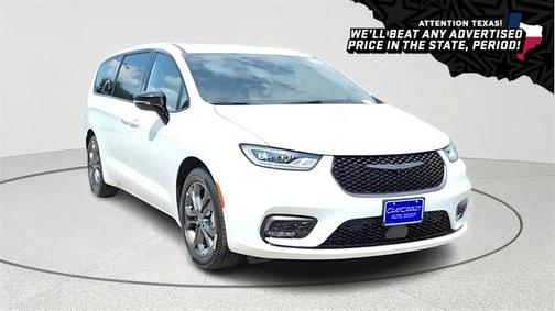 2026 Chrysler Pacifica Select