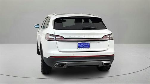 2020 Lincoln Nautilus Reserve