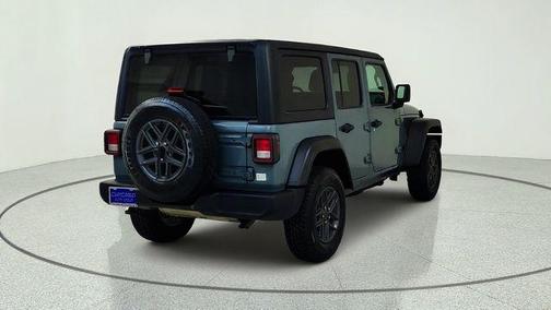 Anvil Clearcoat 2024 Jeep Wrangler Sport